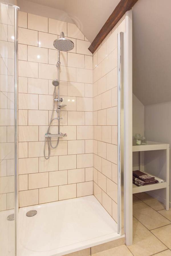 Couette & Confitures Bed & Breakfast Nojeon-en-Vexin Exterior foto
